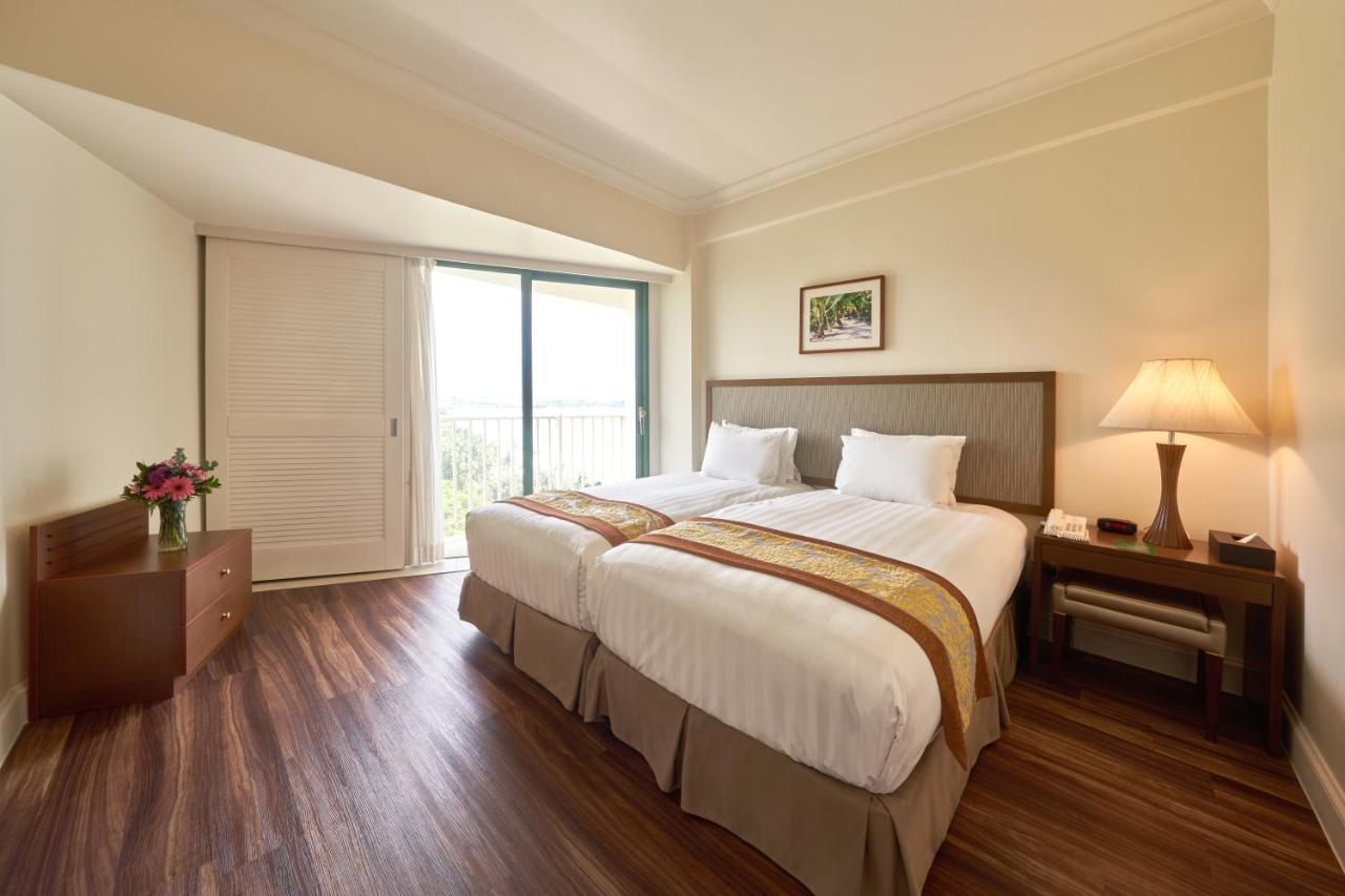 Lotte Hotel Guam Tumon Buitenkant foto