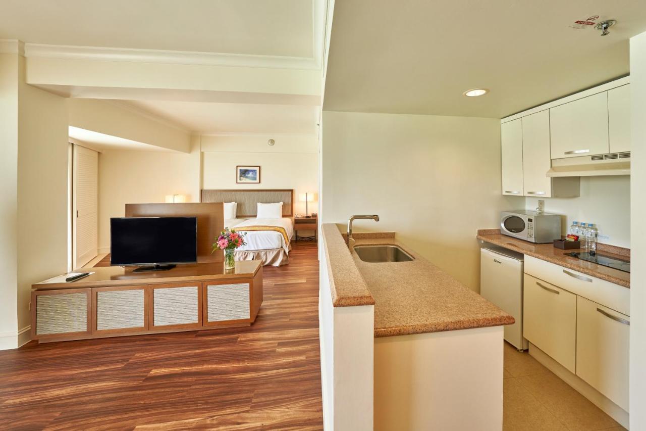 Lotte Hotel Guam Tumon Buitenkant foto