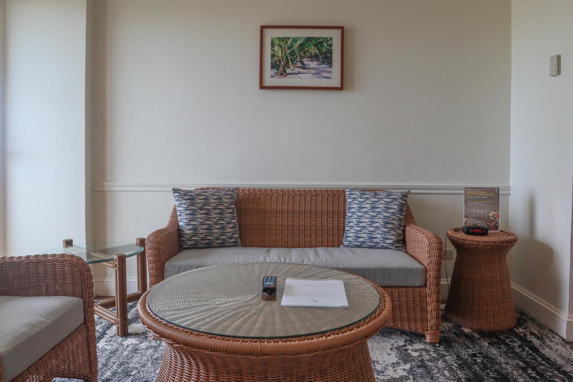 Lotte Hotel Guam Tumon Buitenkant foto