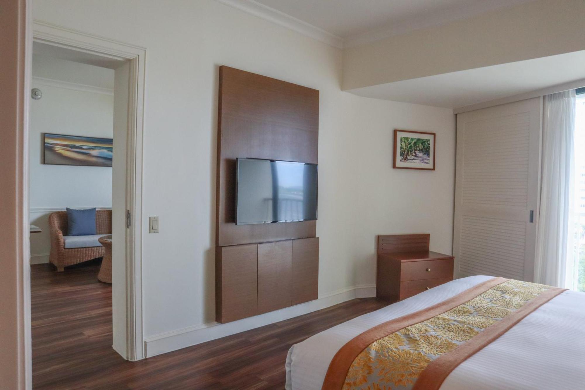 Lotte Hotel Guam Tumon Buitenkant foto
